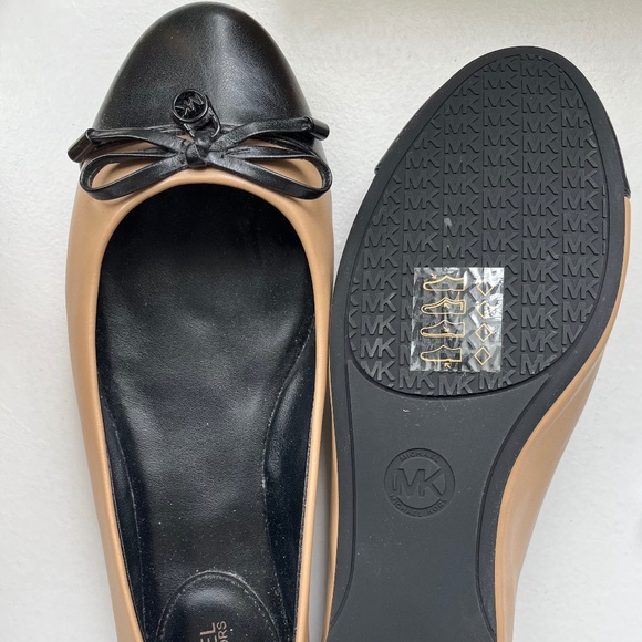 MICHAEL Michael Kors Footwear Melody Toe Cap Flat - Picture 3 of 3